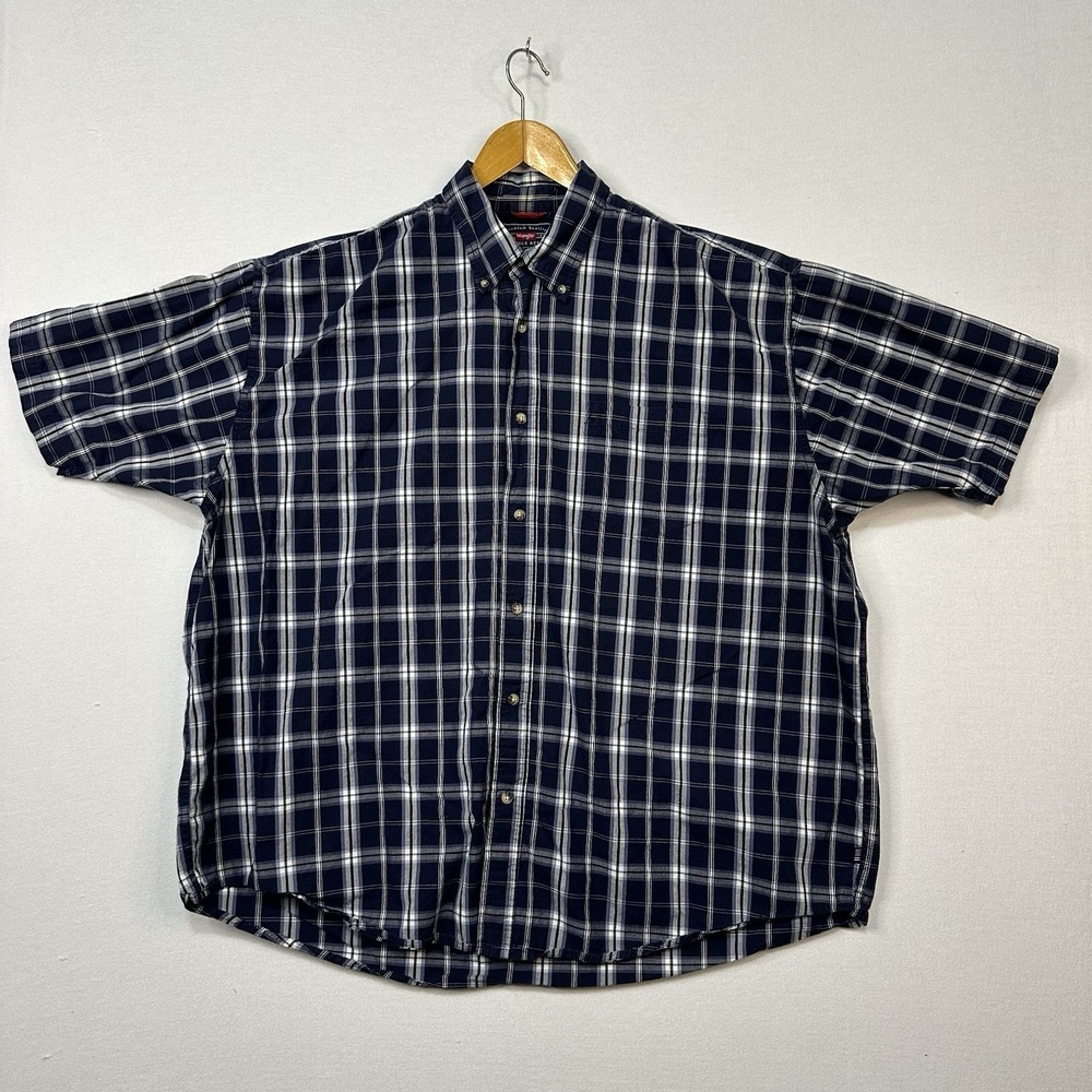 Wrangler Wrinkle‎ Resist Men's 2XL Blue Plaid Short Sleeve Button Up Shirt